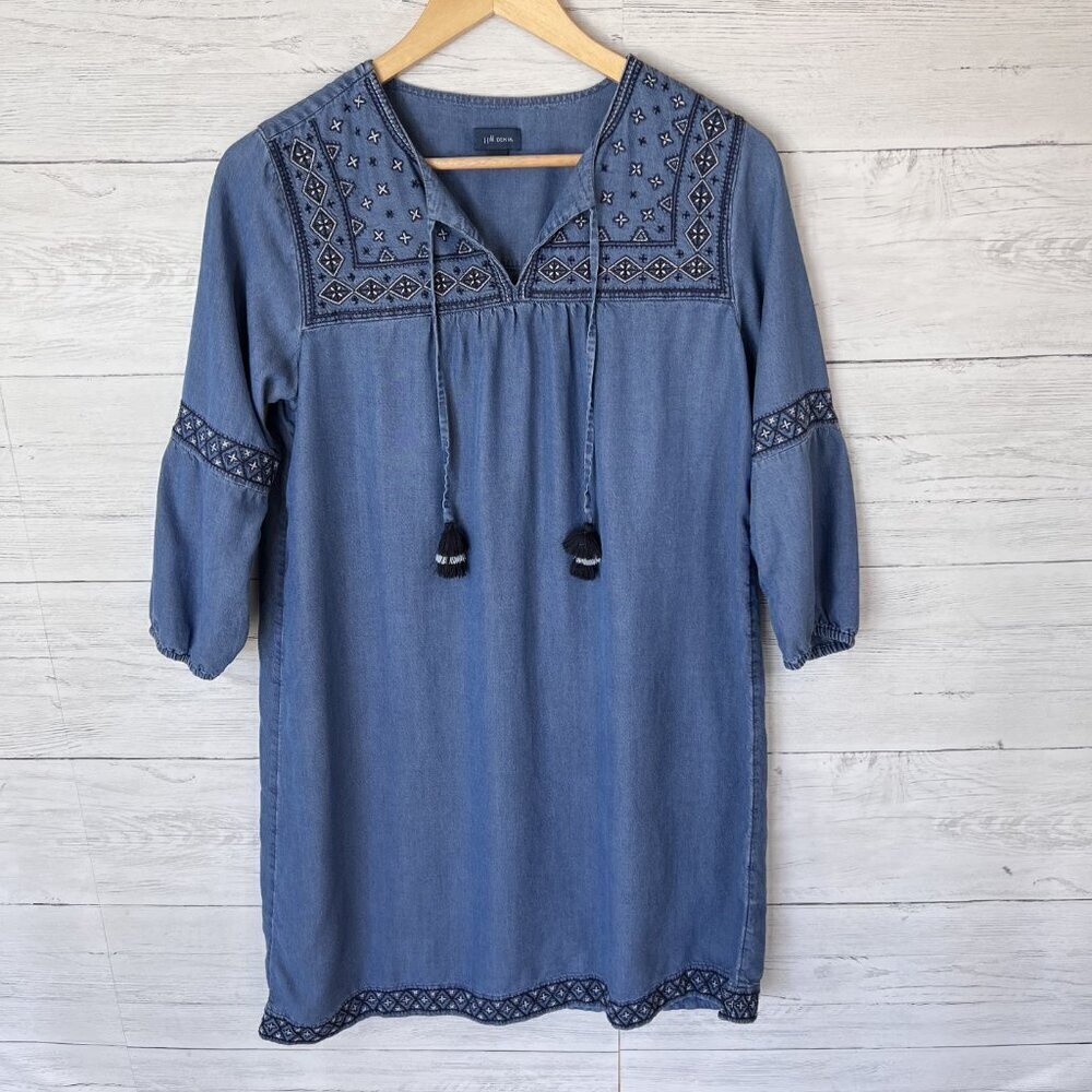 J Jill Dress Womens Size XS Chambray Embroidered Bohemian Tunic with Tassels